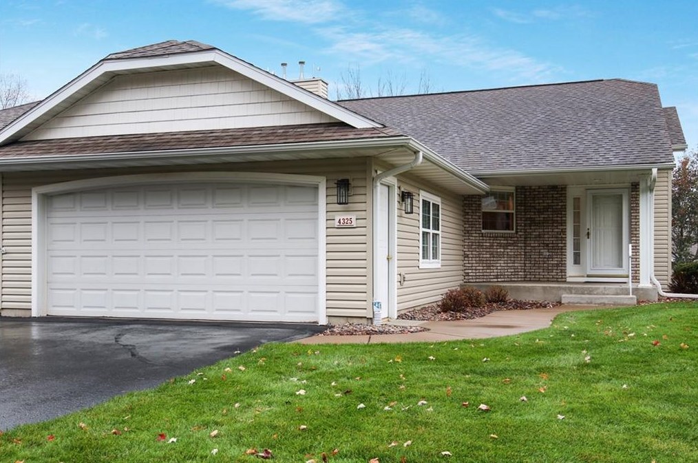 4325 E Hamilton Ave, Eau Claire, WI 54701