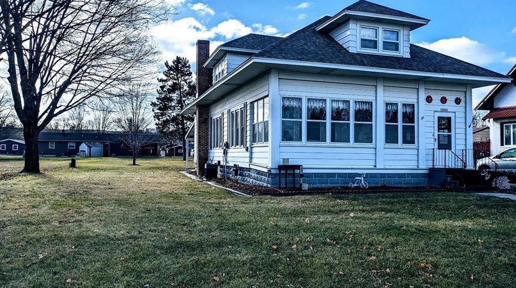 18855 Dewey St, Whitehall, WI 54773