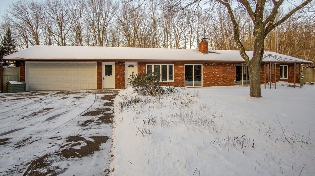 15741 170th St, Jim Falls, WI 54748-2308