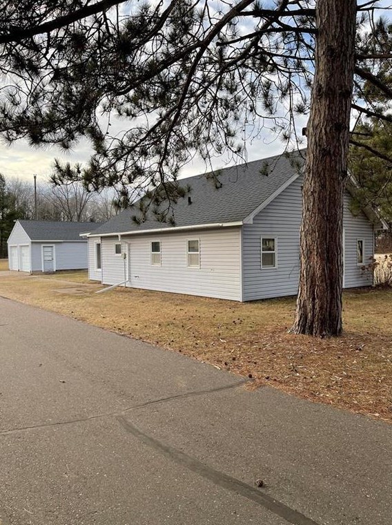 26794 277th St, Holcombe, WI 54745