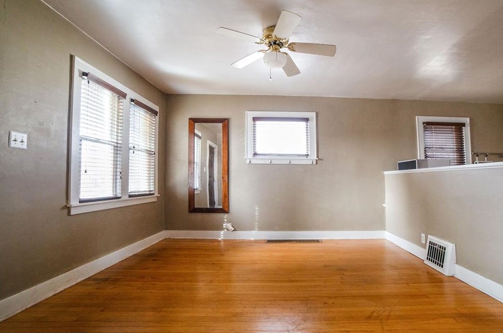 2230 Valley View Pl, Eau Claire, WI 54703