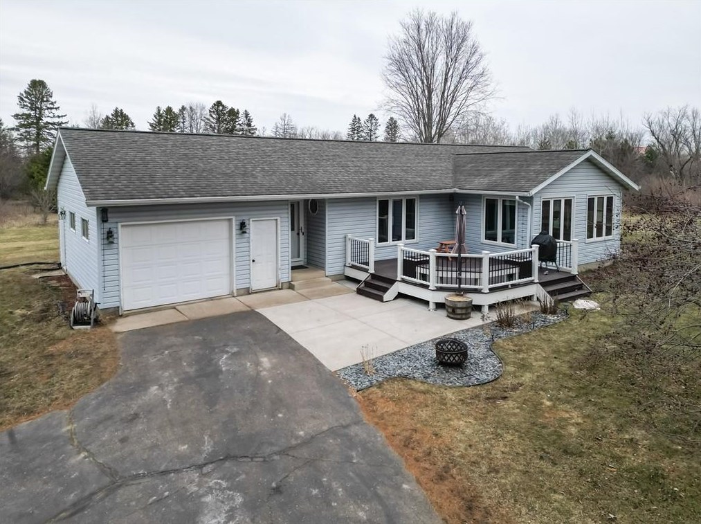 8130 Partridge Rd, Eau Claire, WI 54703
