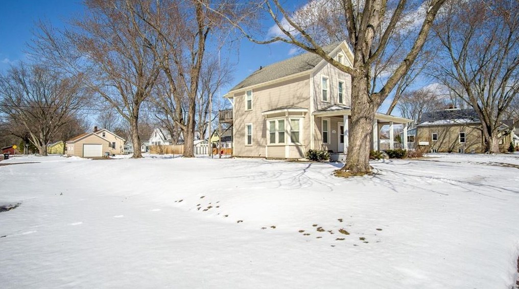 1006 Water St, Eau Claire, WI 54729