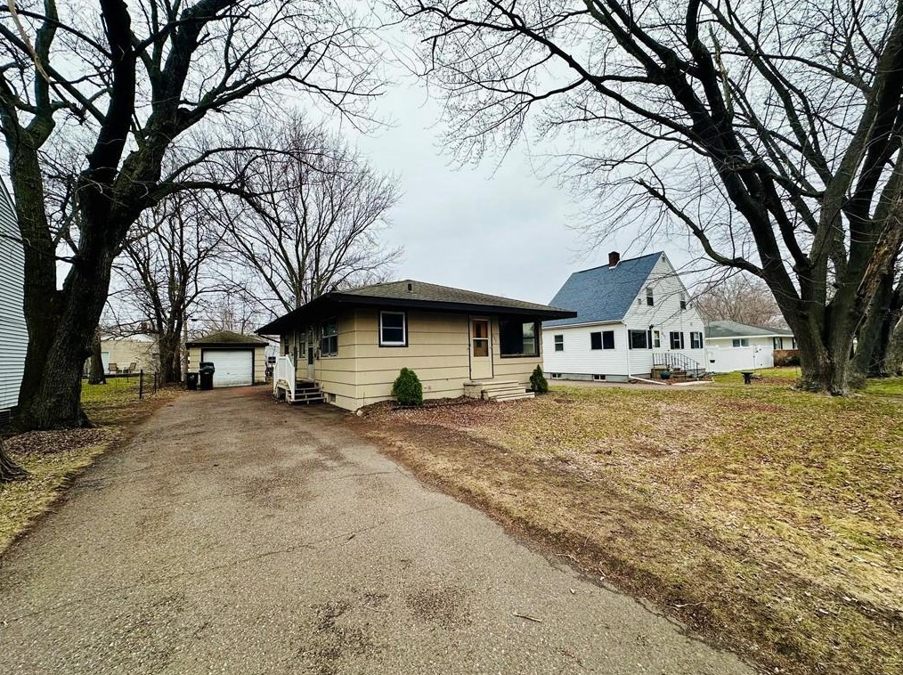 511 Selma St, Eau Claire, WI 54703