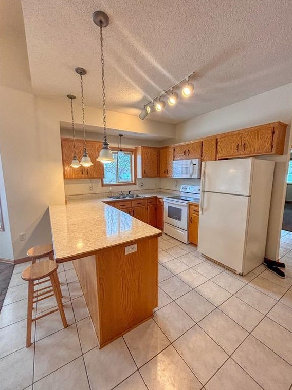 724 Highview Ct, Saint Croix Falls, WI 54024-9605