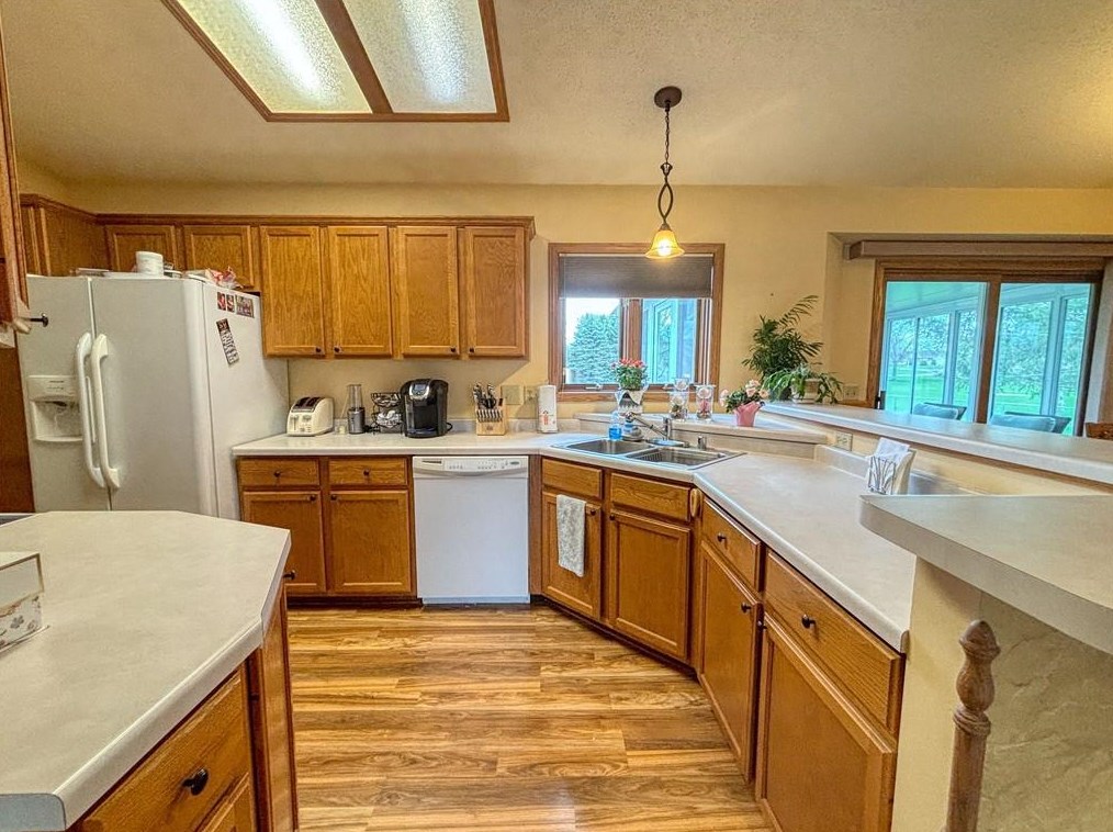 1711 Carrie Ave, Canton, WI 54868-3075