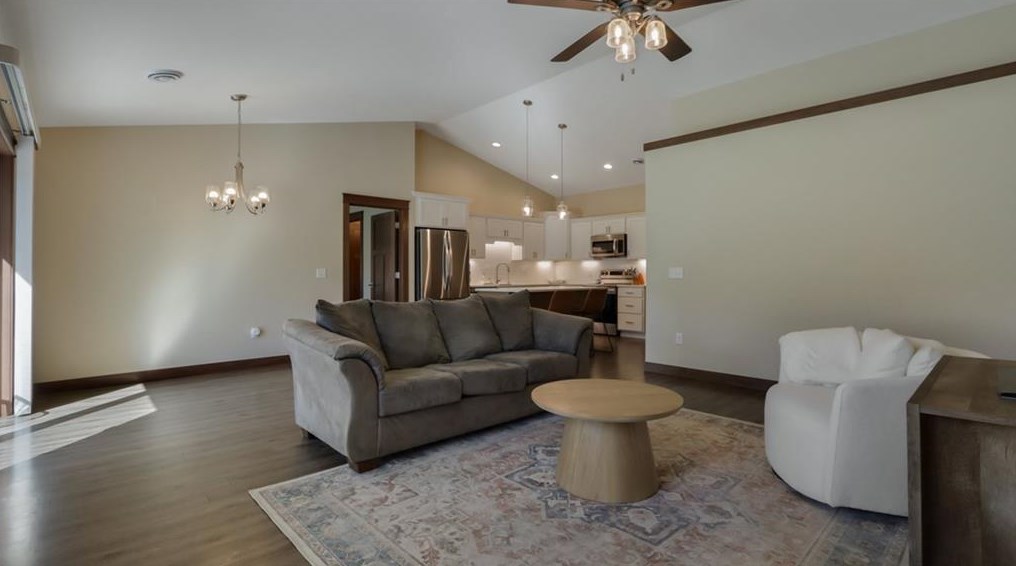 743 Jeffers Ridge Rd, Eau Claire WI  54703-9637 exterior