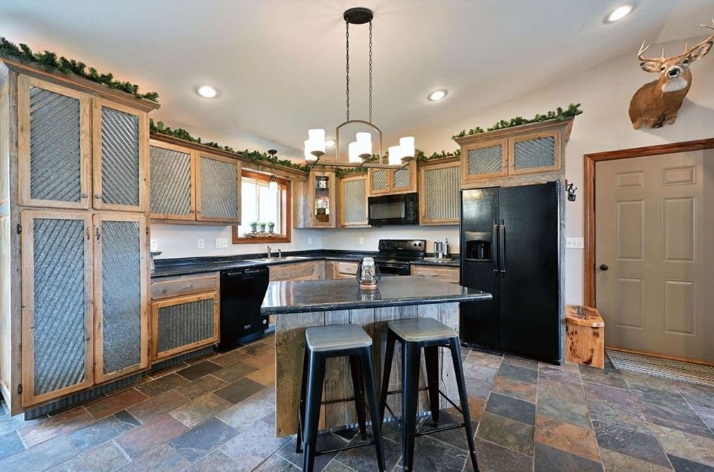 6460 Ojibwa Rd, Spooner WI  54801 exterior