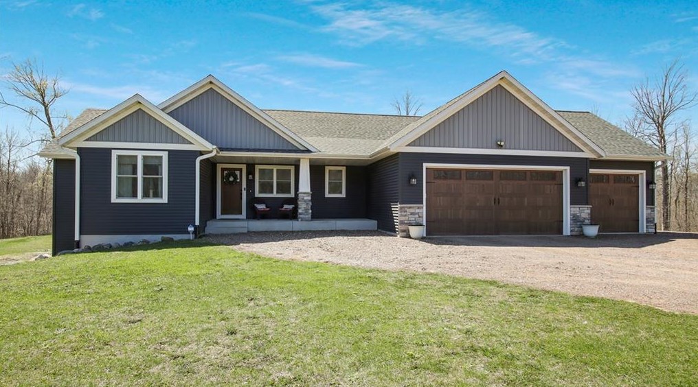 21433 152nd Ave, Jim Falls, WI 54748-1835