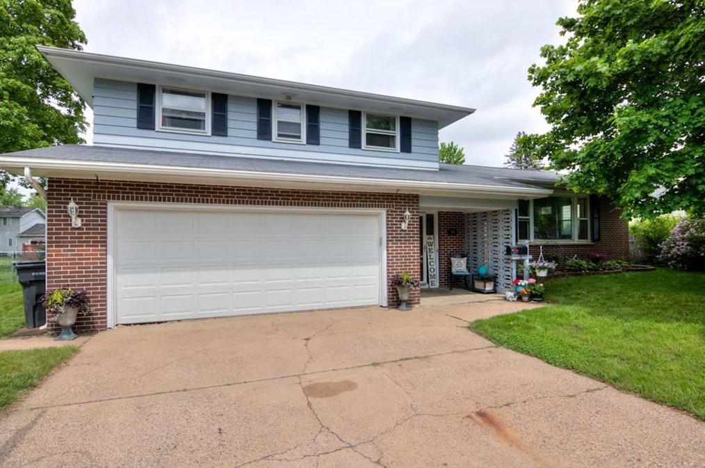 506 Tyler Ave, Eau Claire, WI 54701-6553