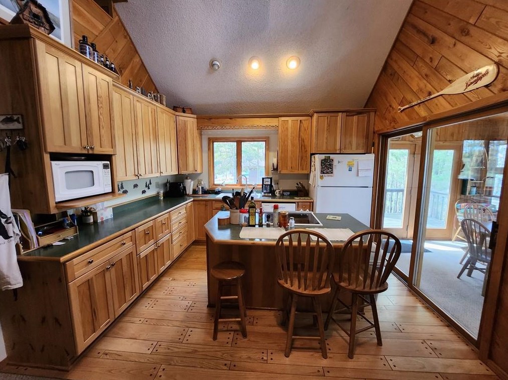 531 Balsam Lake Rd, Birchwood, WI 54817