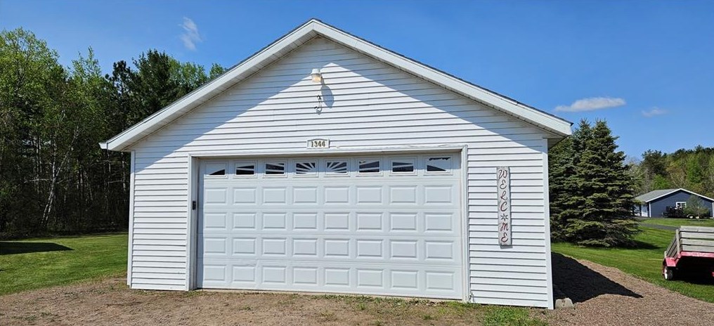 1344 19 St, Cameron WI 54822-9760 exterior