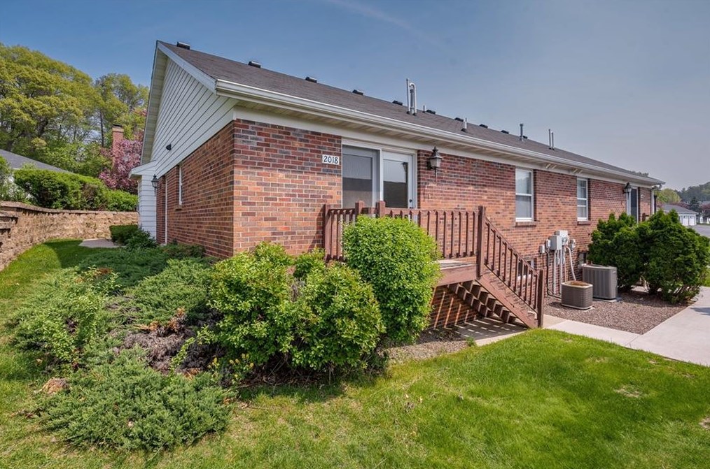 2018 Providence Ct, Eau Claire, WI 54703