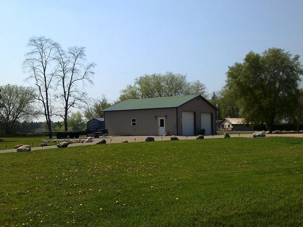 2392 23rd St, Canton WI 54868-8716 exterior