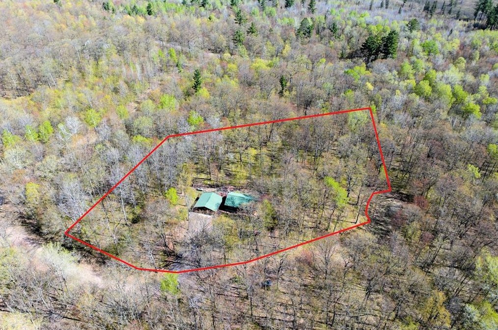 17580 Hardwood Ct, Cable, WI 54821-4924