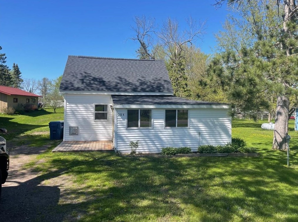 204 Cedar Ave, Birchwood, WI 54817-8807