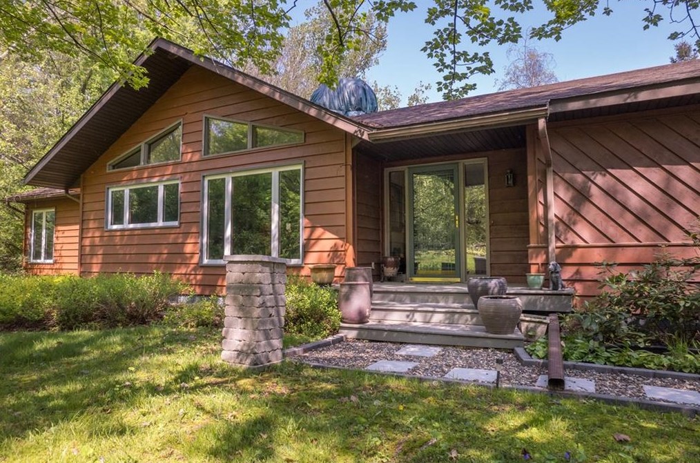 4640 Allemande Ct, Eau Claire, WI 54701-9428