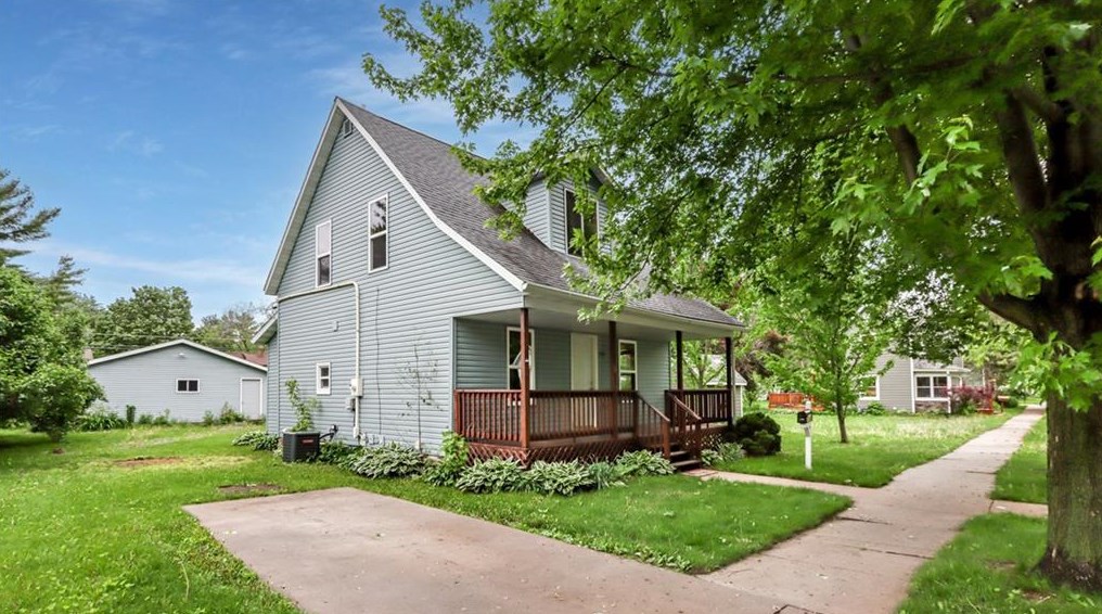 1520 Knapp St, Rusk, WI 54751-4612