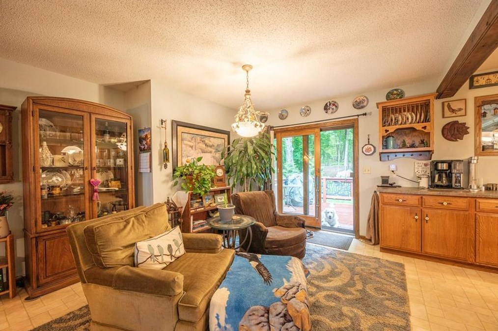 2477 28 1/2 St, Canton WI 54868-9093 exterior