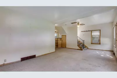 312 3rd Street, Abbotsford, WI 54405 - Photo 4