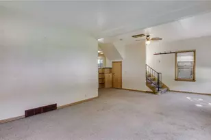 312 3rd St, Abbotsford, WI 54405 - Photo 4