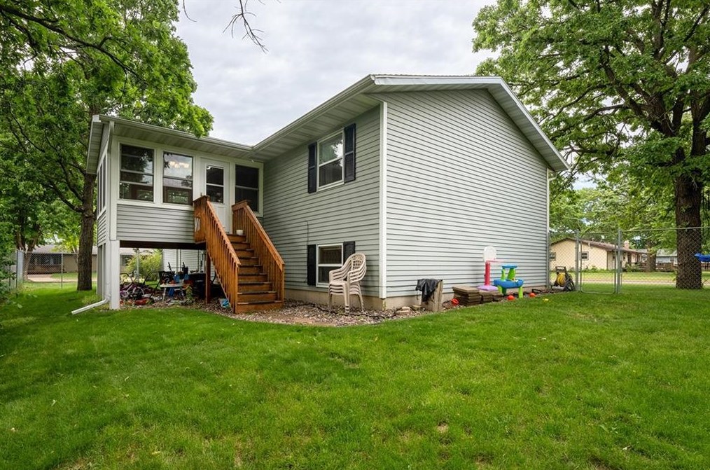 2954 Milton Rd, Eau Claire, WI 54703-0654