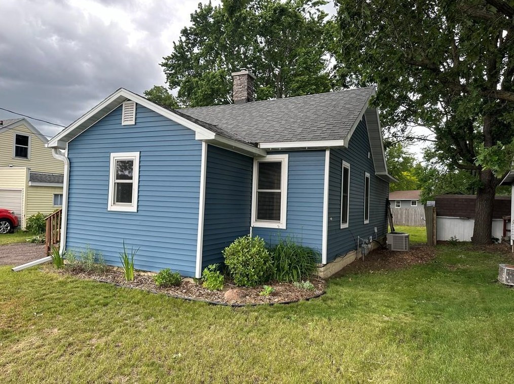 3118 Anderson Dr, Eau Claire, WI 54703-0926