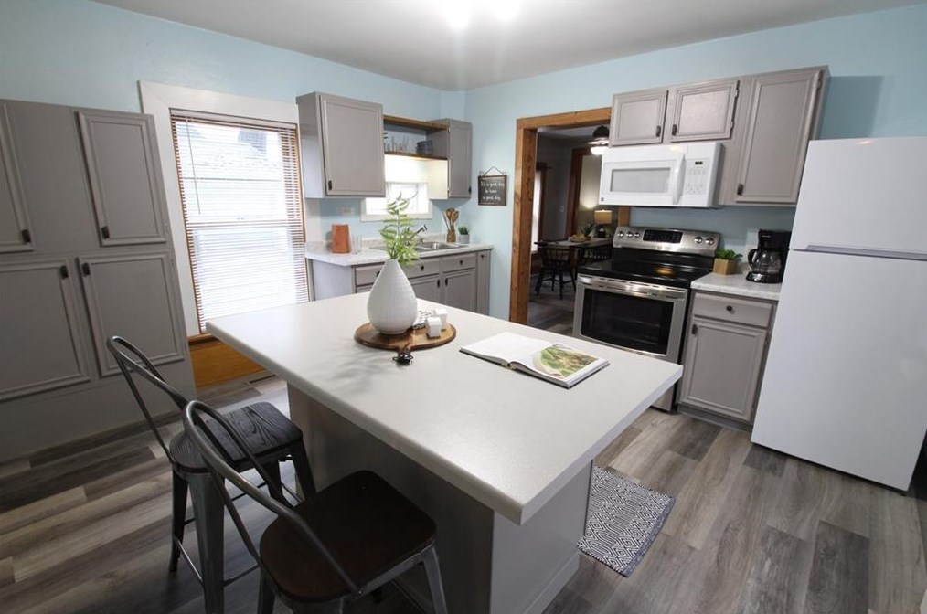 409 Dodge St, Eau Claire, WI 54701