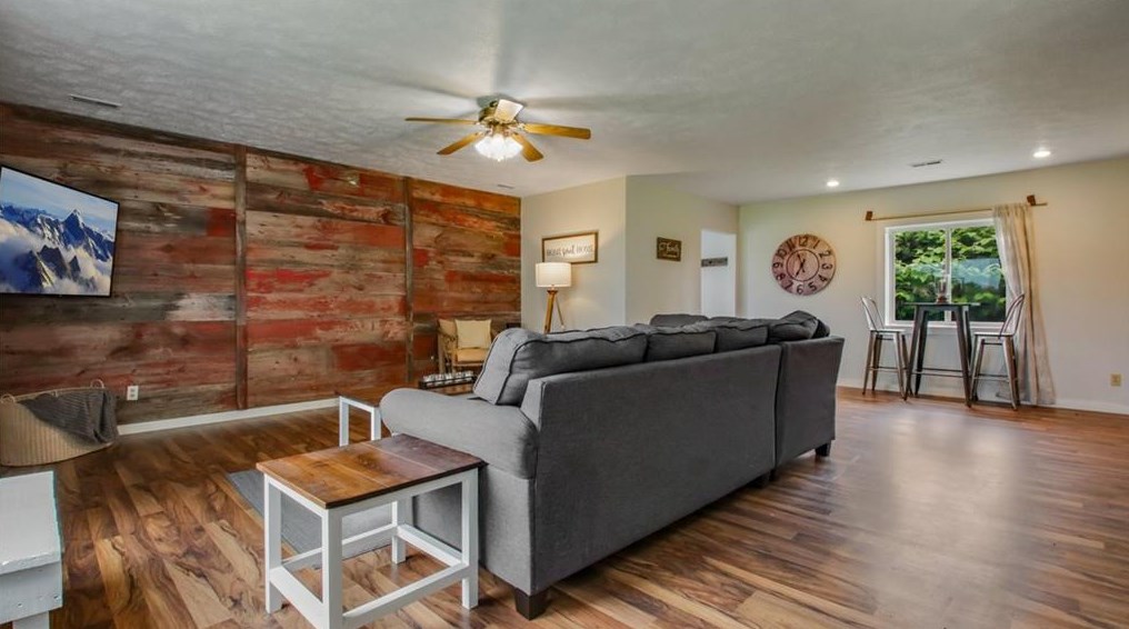718 14 1/2 St, Hillsdale, WI 54733