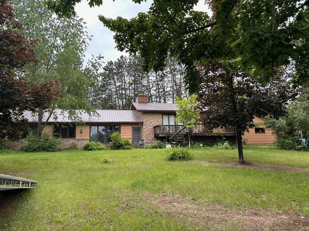 10330 Pine Tree Dr, LCO Commercial Cent, WI 54843