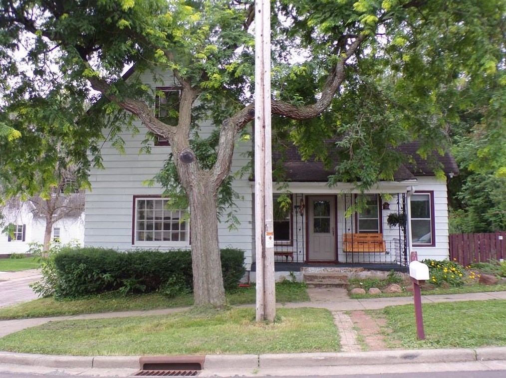 323 Platt St, Eau Claire, WI 54703