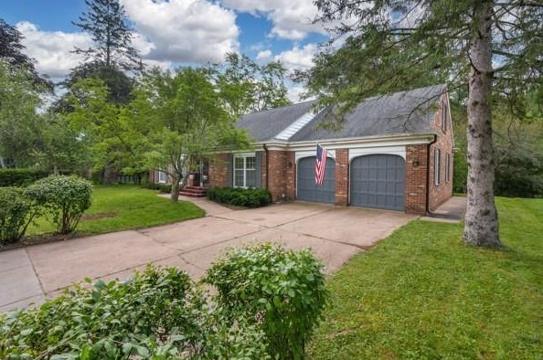 1735 Drummond St, Eau Claire, WI 54701