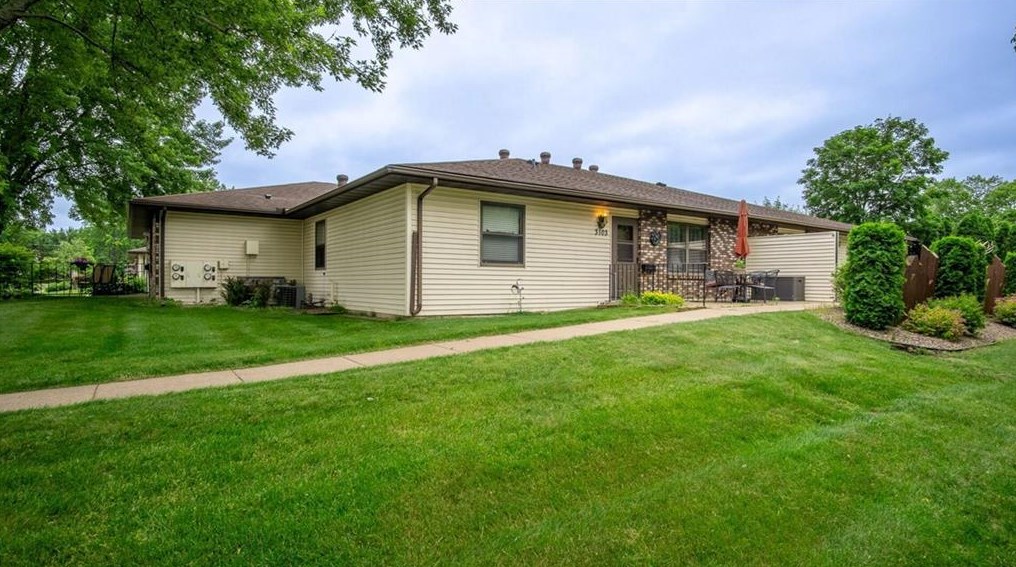 3103 Garner St, Eau Claire, WI 54701
