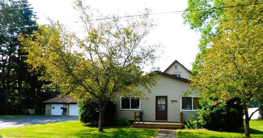500 College Ave, Ladysmith, WI 54848