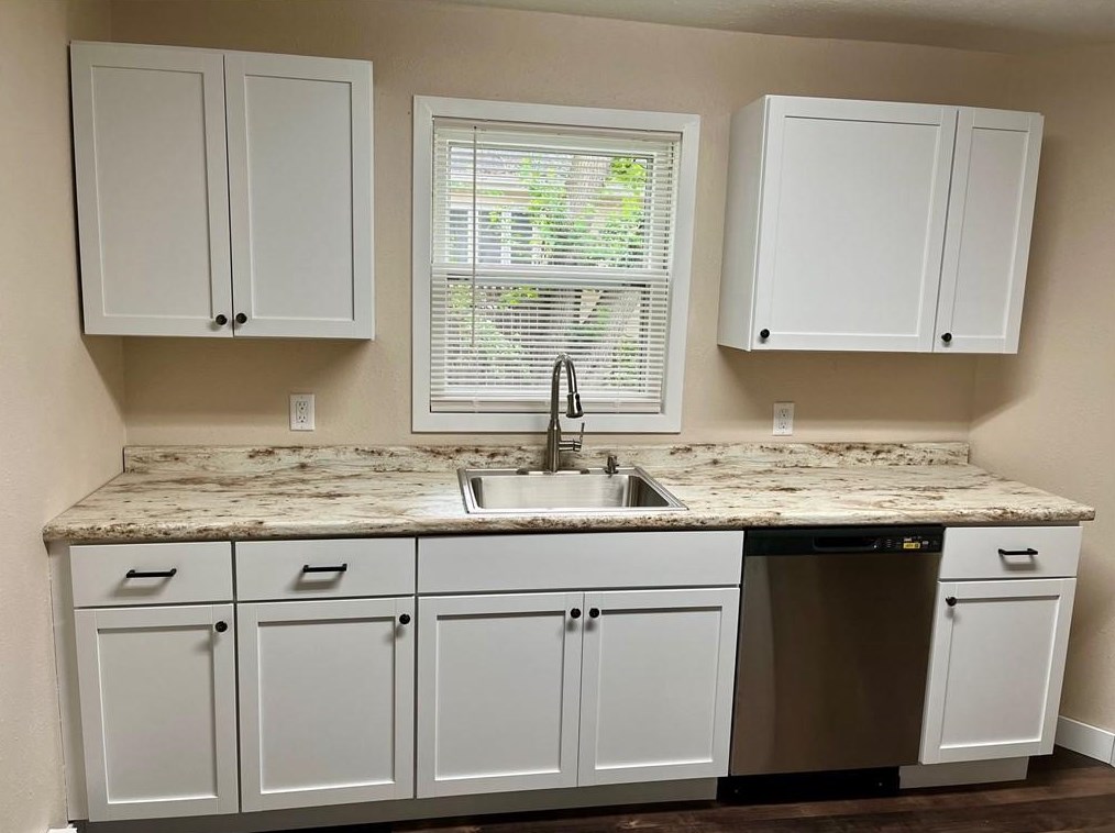 524 Cedar St, Eau Claire, WI 54703