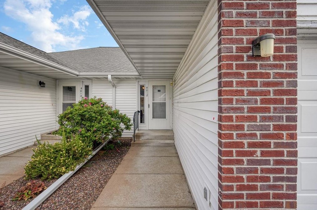 4012 Boardwalk St, Eau Claire, WI 54701