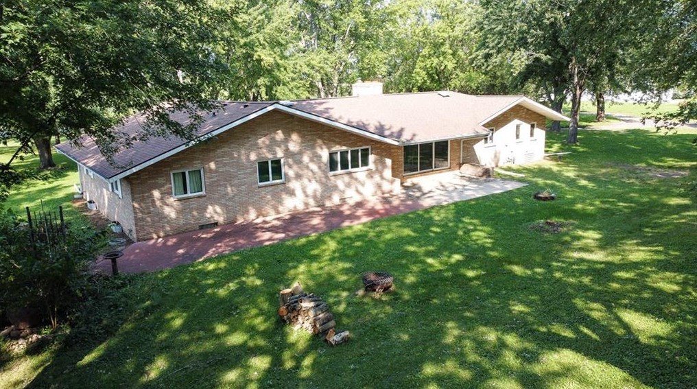 4901 Clairemont Ave, Eau Claire, WI 54703