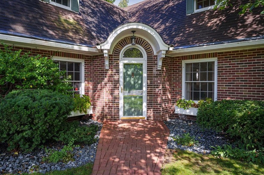 532 Summit Ave, Eau Claire, WI 54701