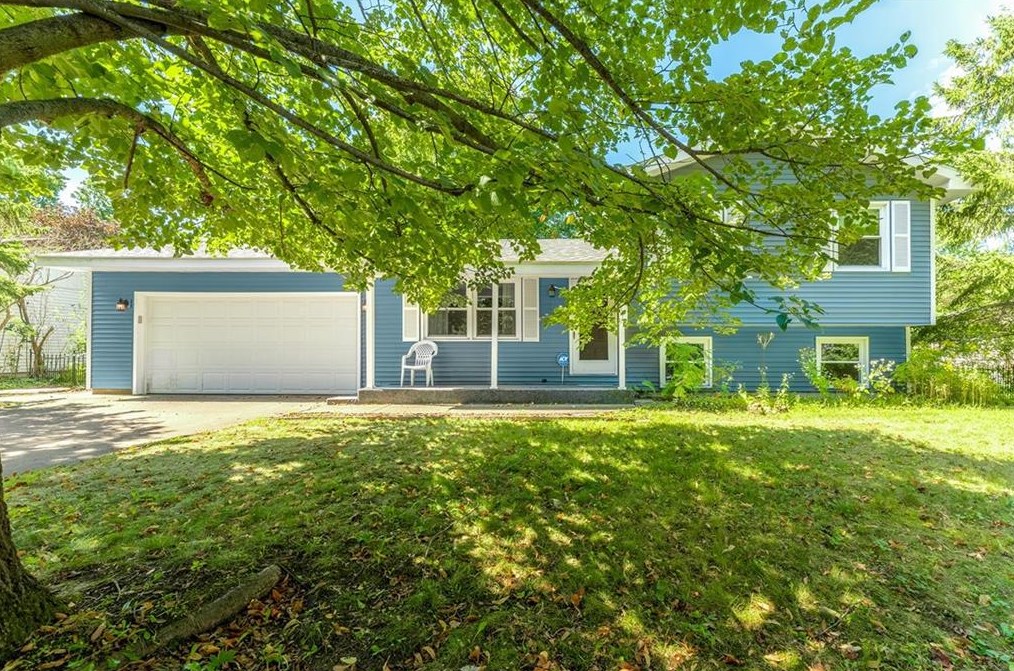 2756 Wellington Dr, Eau Claire, WI 54703