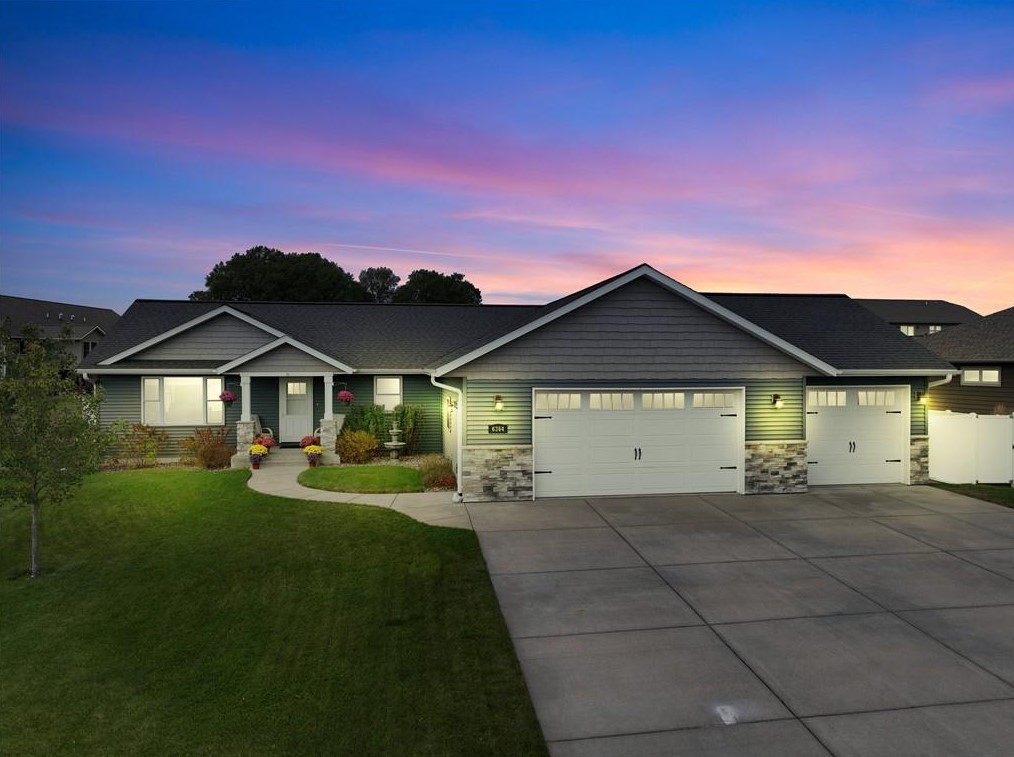 6364 Aspen Rdg Dr, Eau Claire, WI 54703