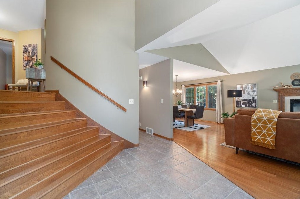 3921 Damon Ct, Eau Claire, WI 54701
