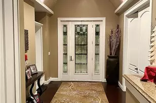 1747 E Drinkman Ln, Eau Claire, WI 54701 - Photo 4