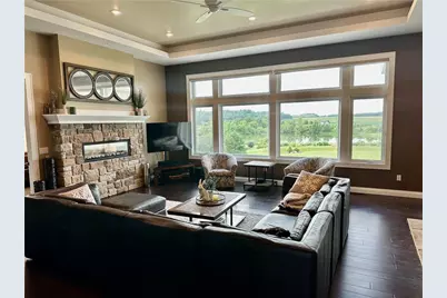 1747 E Drinkman Lane, Eau Claire, WI 54701 - Photo 6