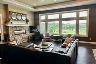 1747 E Drinkman Ln, Eau Claire, WI 54701 - Photo 6