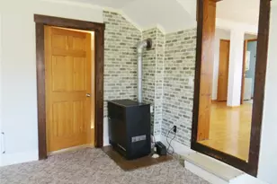 201 E School Street #1&amp 2, Thorp, WI 54771 - Photo 10