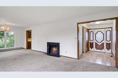 1413 E Clairemont Avenue, Eau Claire, WI 54701 - Photo 6