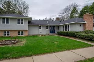 1413 E Clairemont Ave, Eau Claire, WI 54701 - Photo 36