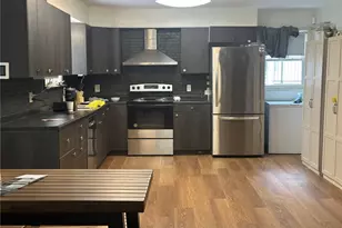 1404 Silvermine Dr, Eau Claire, WI 54703 - Photo 4