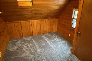 1404 Silvermine Dr, Eau Claire, WI 54703 - Photo 12