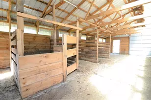 W2585 County Rd R, Durand, WI 54736 - Photo 32